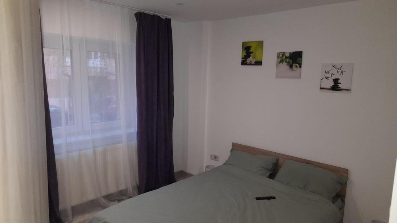 Delia Apartament Alba Iulia Esterno foto